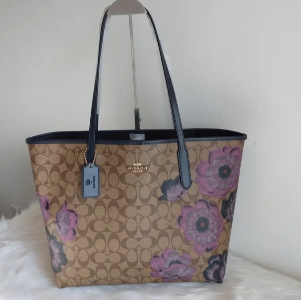 SOLD NWT Kaffe Fassett Coach City Tote
